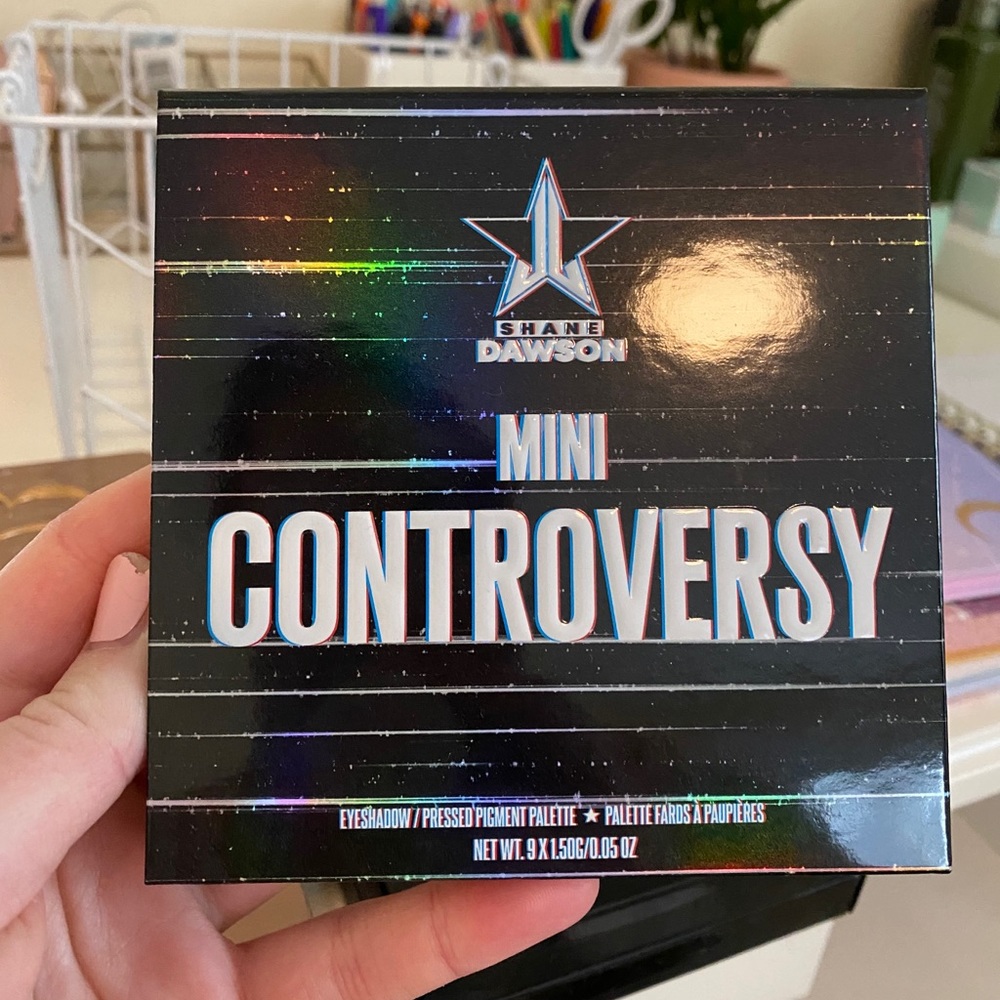 Mini Controversy Palette